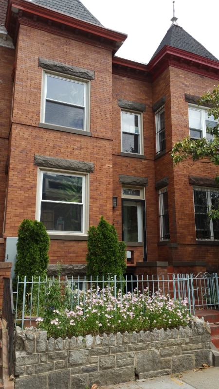 Building Photo - 909 Monroe St NW Unit Apt. B