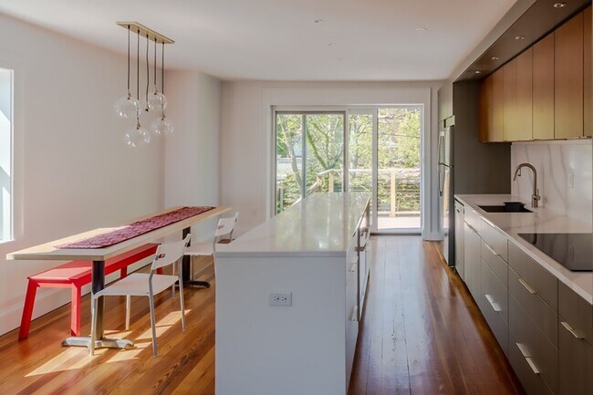 Comedor/Cocina - 15 Colbourne Cres Unidad 15 Colbourne Crescent #3, Brookline MA 02445