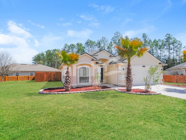 Photo - 224 E New England Dr