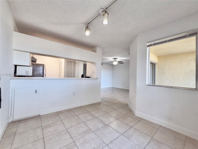 Photo - 13204 Glenmoor Dr Unit 13204