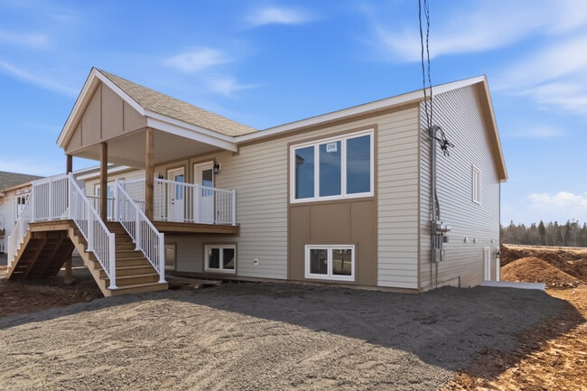 Building Photo - 276 Maccoun St Unit 276