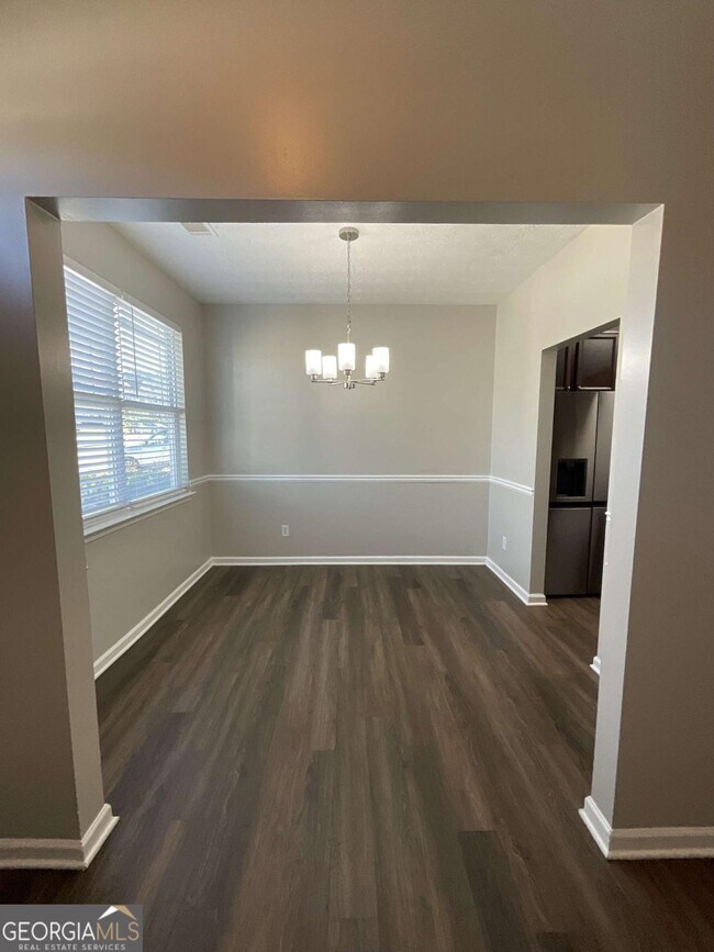 Photo - 6303 Ellenwood Dr