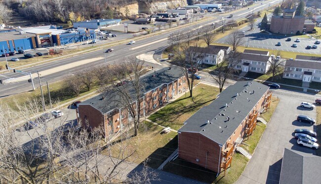 Colonial Apartments