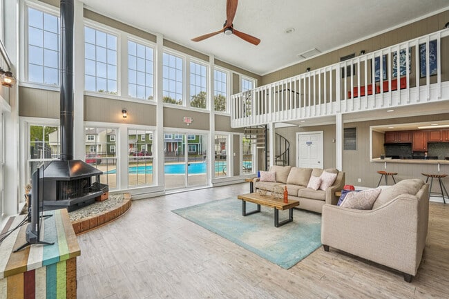 Pier 39 Apartments & Townhomes