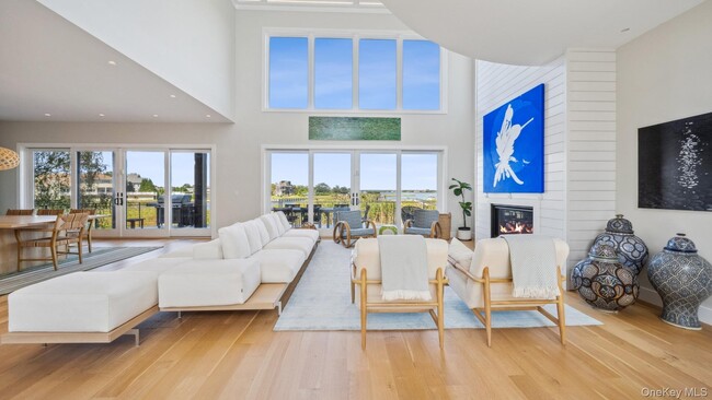 Photo - 102-192 Dune Rd