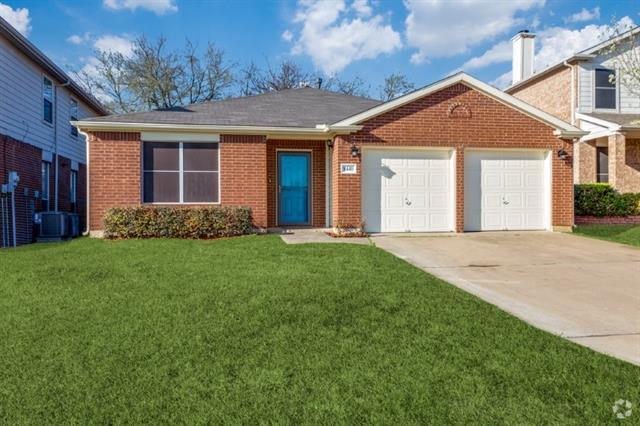 Building Photo - 8440 Orleans Ln Rental
