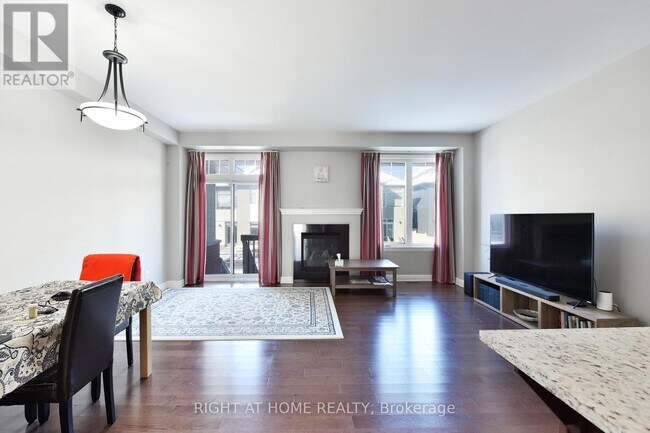 Photo - 77 Arkose St