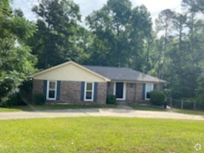 Building Photo - 6674 Foxdale Dr Rental