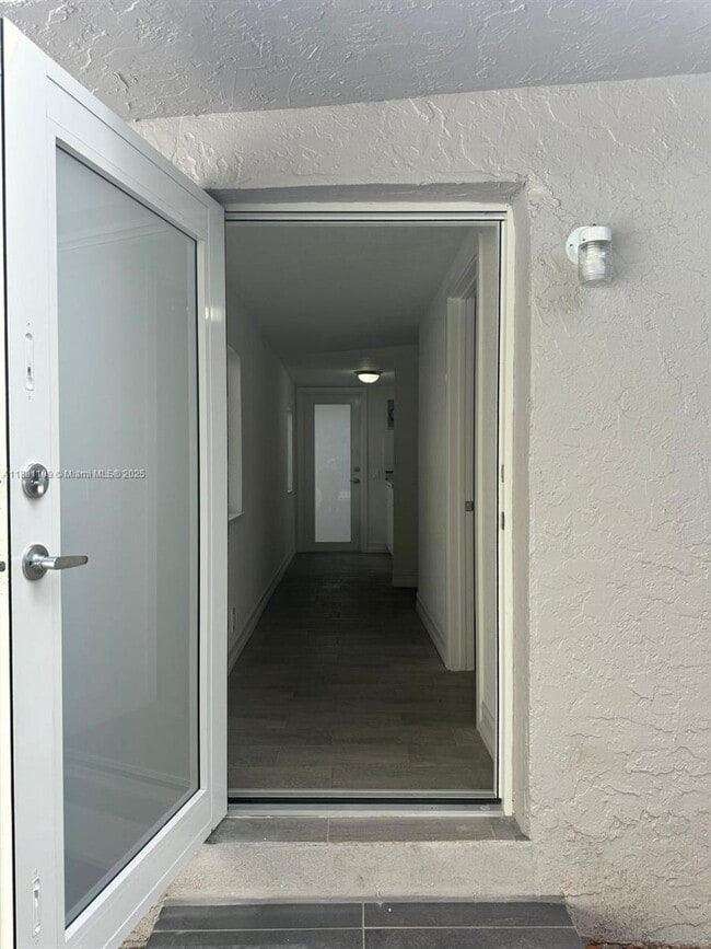 Photo - 858 NW 29th Terrace