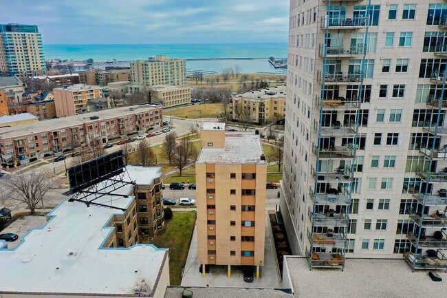 1321 Franklin