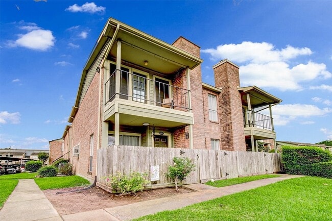 Building Photo - 18800 Egret Bay Blvd Unit 804