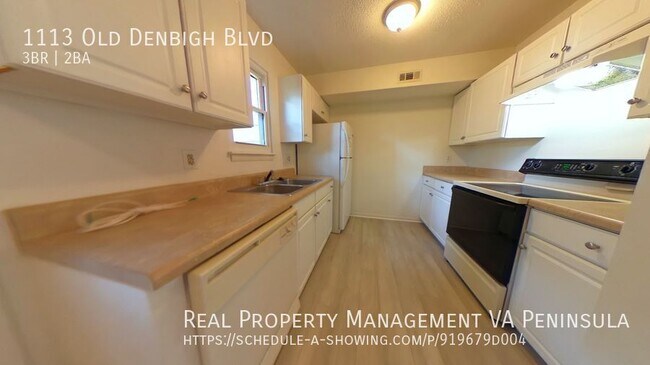 Photo - 1113 Old Denbigh Blvd