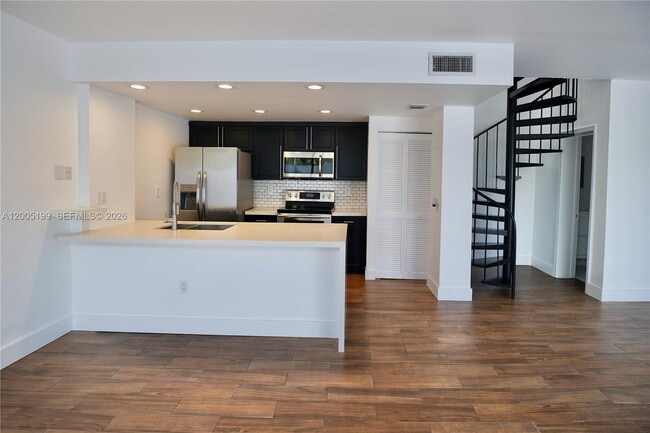 Photo - 3186 Bird Ave