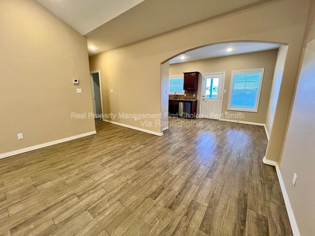 Photo - 6709 MARIBETTE RD