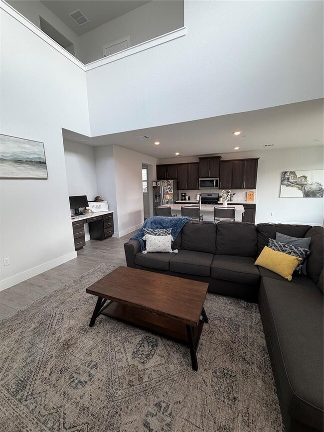 Photo - 8603 Cumbrae Ln