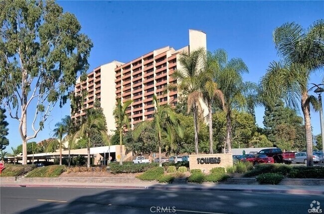 Building Photo - 24055 Paseo Del Lago Unit 201 Rental