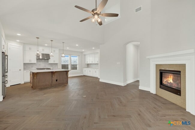 Photo - 1031 Lime Gruene