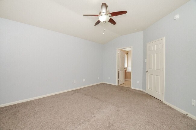 Photo - 26822 Kingston Glen Ln