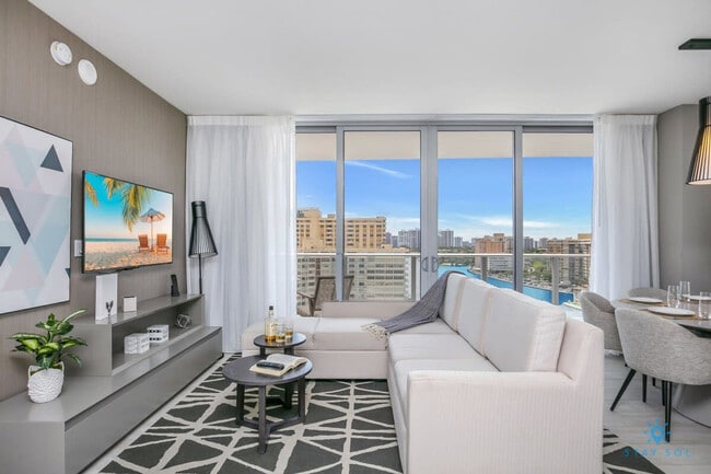 Building Photo - 4010 S Ocean Dr Rental