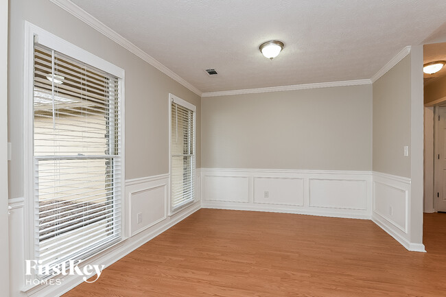 920 Springer Ct