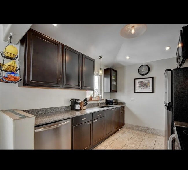 Photo - 4720 Alcott St