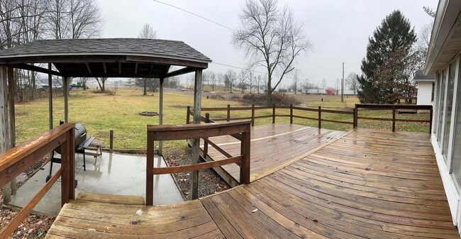 Photo - 2346 State Rte 37 E