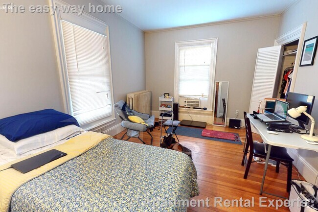 Building Photo - 8 A Forest St Unit #2L Rental