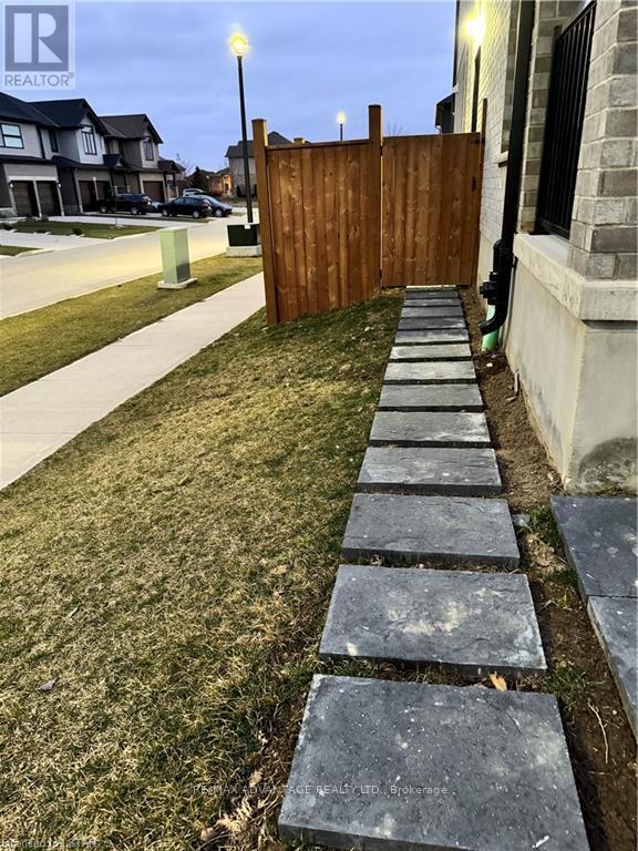 Photo - 901 Lennon Wy