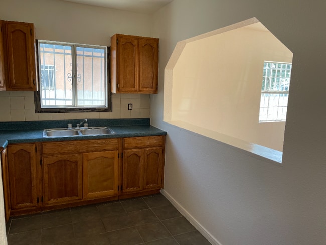 Photo - 151 E 108th St Unidad 151