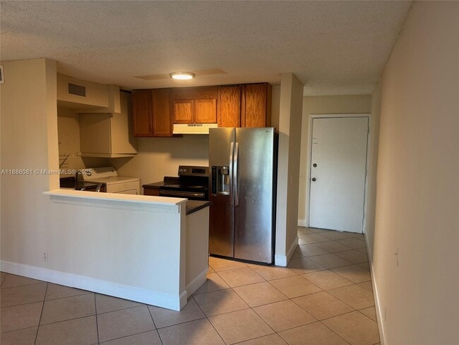 Photo - 4519 Treehouse Ln Unit G