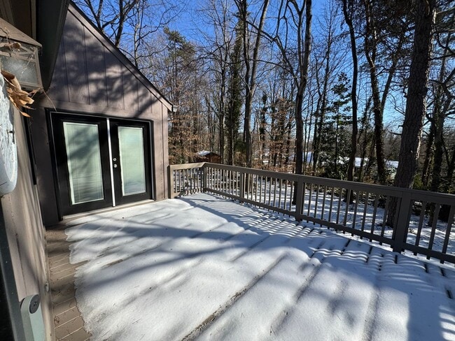 Photo - Modern 3bed/2bath in GREAT neighborhood!