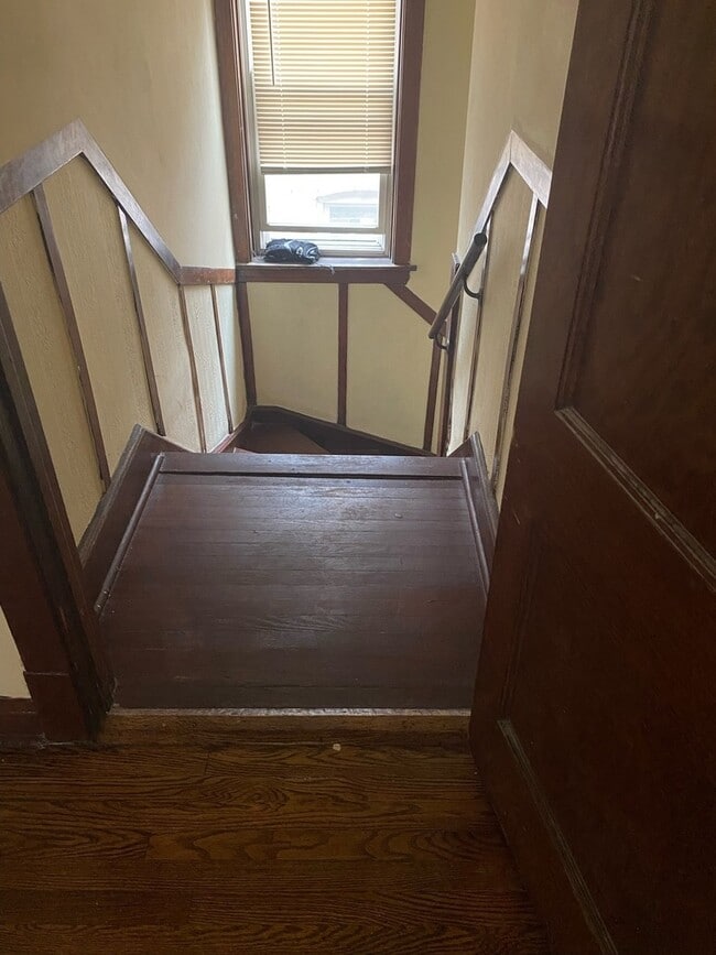 Photo - 850 N Lavergne Ave Unit 2