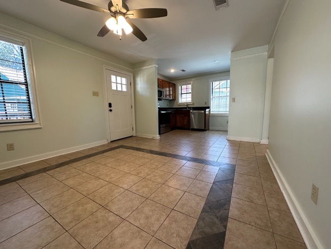 Photo - 507 E 7th St Unit Cottage 6