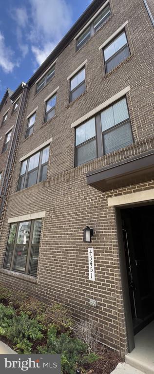 Photo - 43451 Stonewood Crossing Ter Townhome