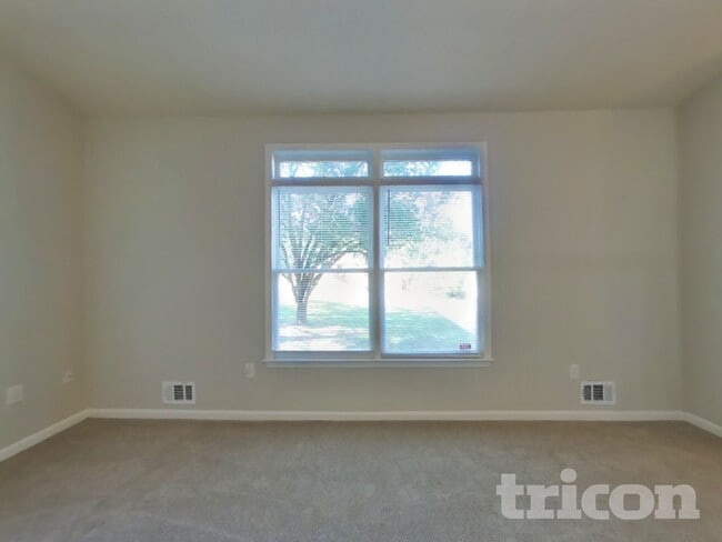 Photo - 1710 Hidden Shoals Dr SE