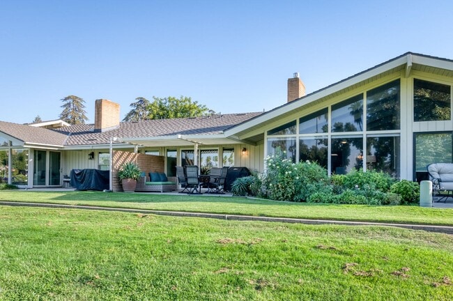 Photo - 7560 N Charles Ave