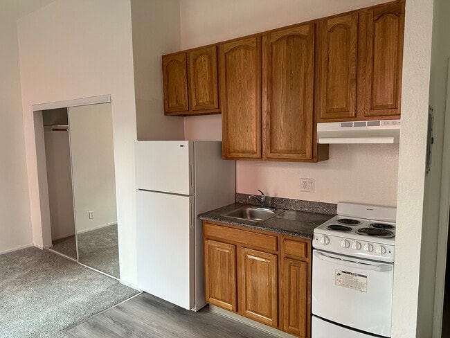 Sutter Street Apartments