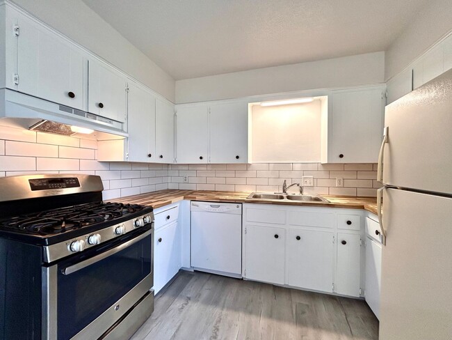 Photo - 2665/2667 Nolan Avenue NW Unit 2667