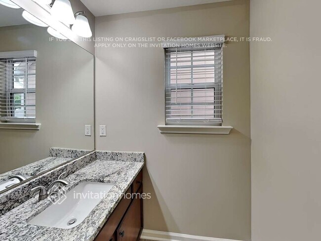 Photo - 17 Howard Ave