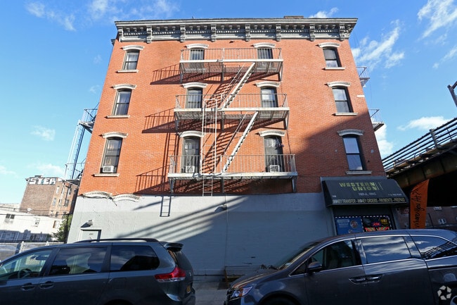 365 Broadway