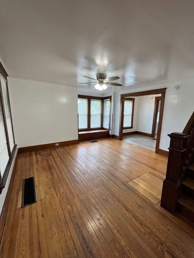 3 Bed 1 Bath Single Family House 13 Essex St. - House Rental in ...