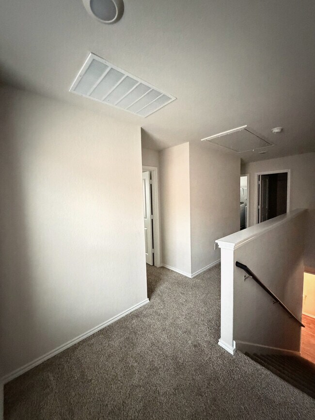 Photo - 3011 Lindenwood Run