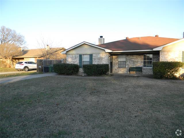 Building Photo - 6604 Central Ave Rental