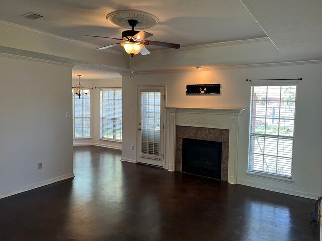 Photo - 3 Bed 2 Bath Home