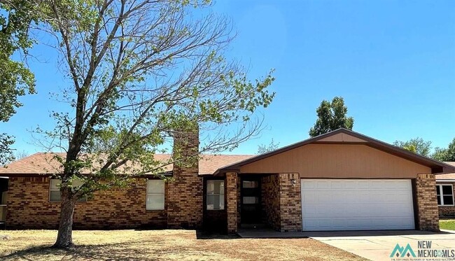 Building Photo - 3705 Tom Watson Dr