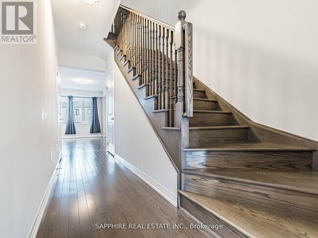 Photo - 215 Provident Wy