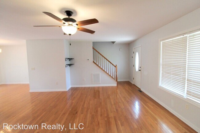 Photo - 4 br, 2.5 bath House - 3061 Patriot Court