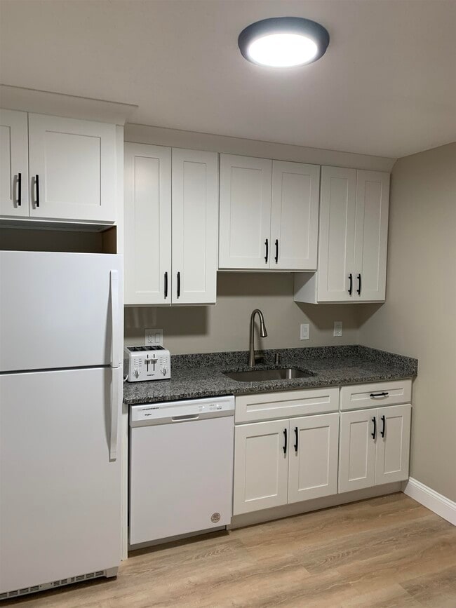 Photo - 9 Strawberry Bank Rd Unit 24