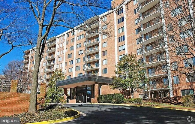 Building Photo - 3101 New Mexico Ave NW Unit 205 Rental