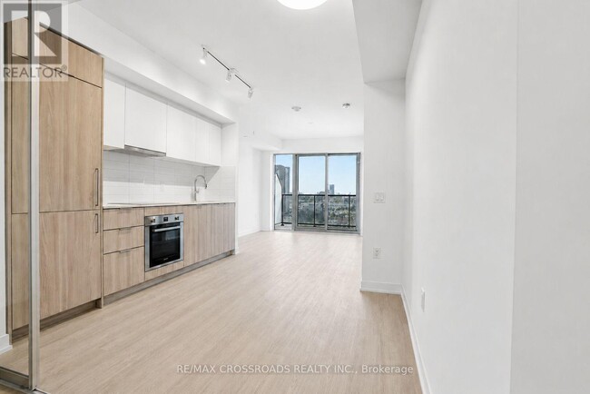 Photo - 15 David Salomon Drive Unit 1503